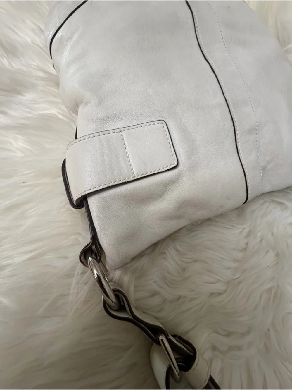 Vintage Coach White Leather Shoulder Bag with Silver Buckle Accents# 1452 - Picture 8 of 12